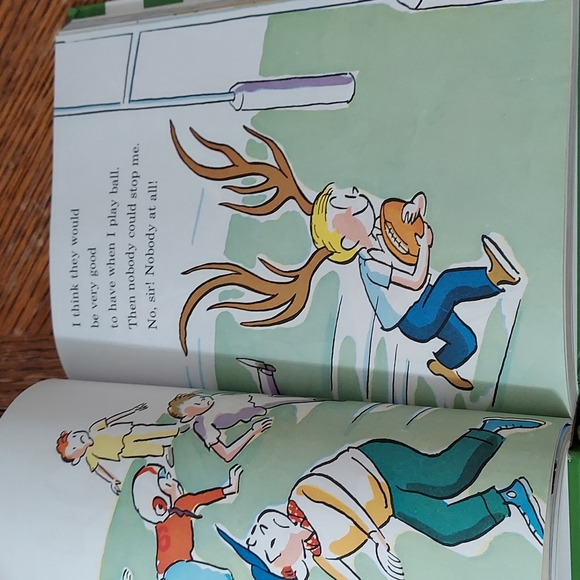 The Big Green Book of Beginner Books - Picture 10 of 13